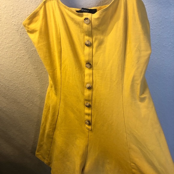 Yellow play suit (vintage vibes) - Picture 4 of 4